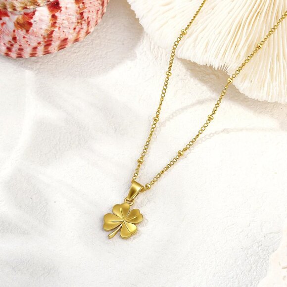 Stylish 14K Gold Heart Pendant Necklace - Elegant & Versatile for Any Occasion - Picture 6 of 6
